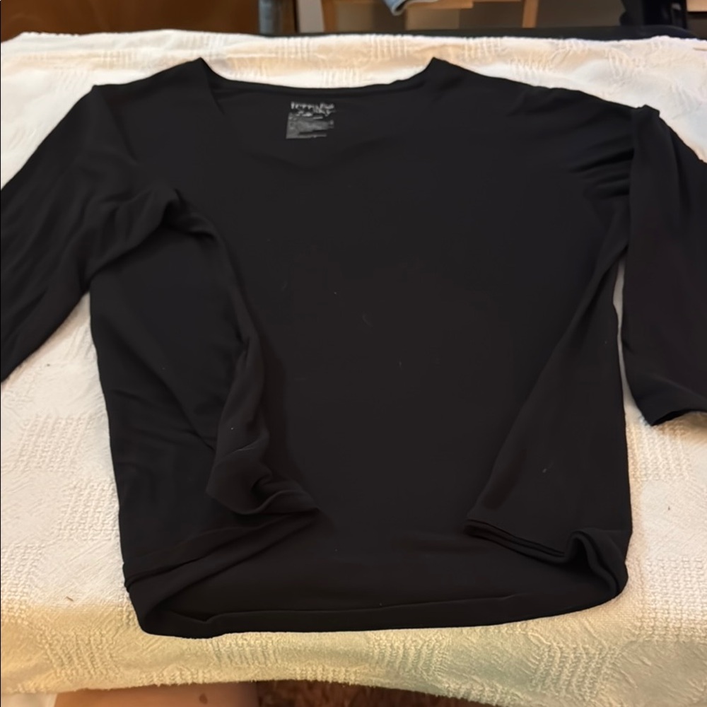 Terra & Sky Black Women's Long Sleeved Tee